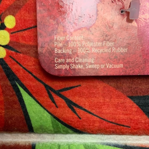 Doormat Christmas Poinsettia Heavy Duty Indoor/Outdoor Red Black 18 x 30 in - Picture 9 of 14